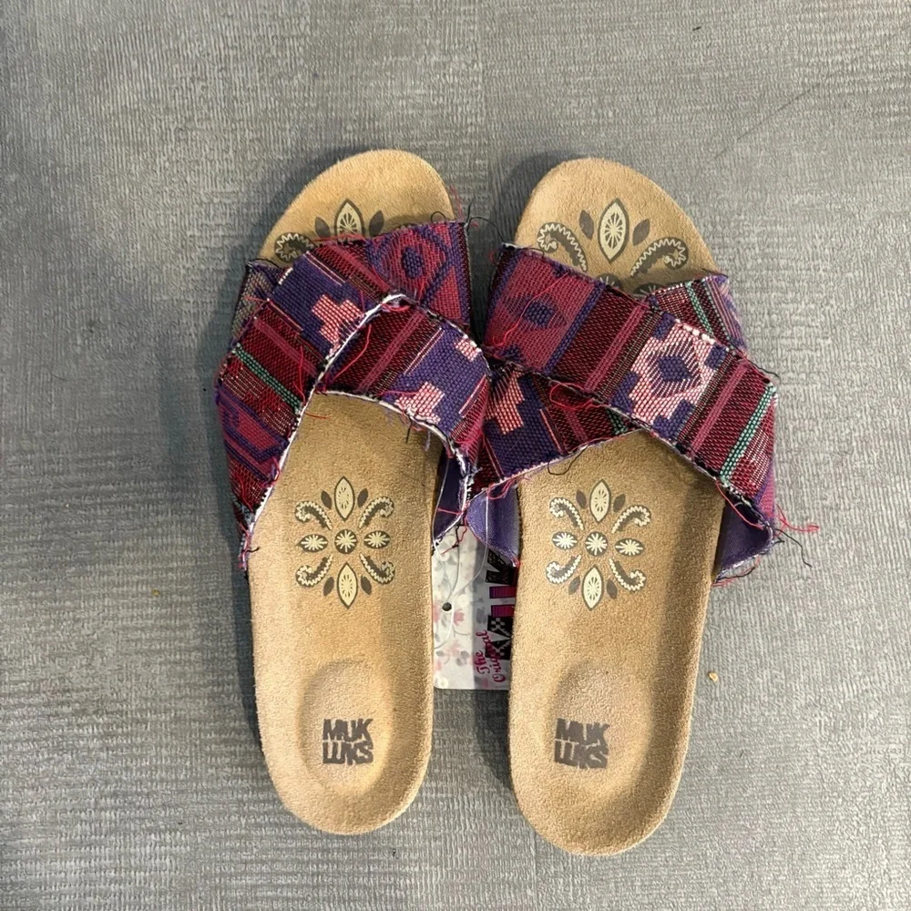 Muk Luks Multi Colored Women's Slip‎ On Sandals Size 10 NWT